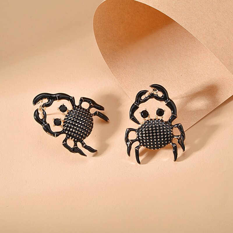 

Crab Design Stud Earrings, Black