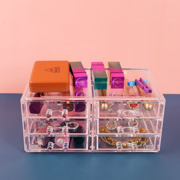 

Clear Cosmetic Storage Box
