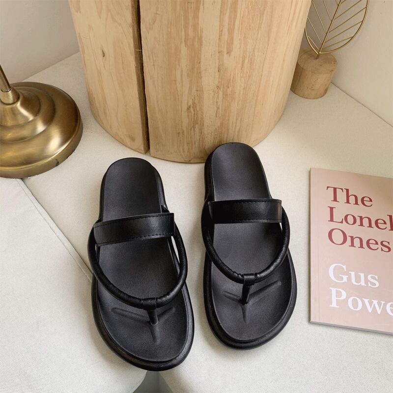

Toe Post Wide Fit Sliders, Black