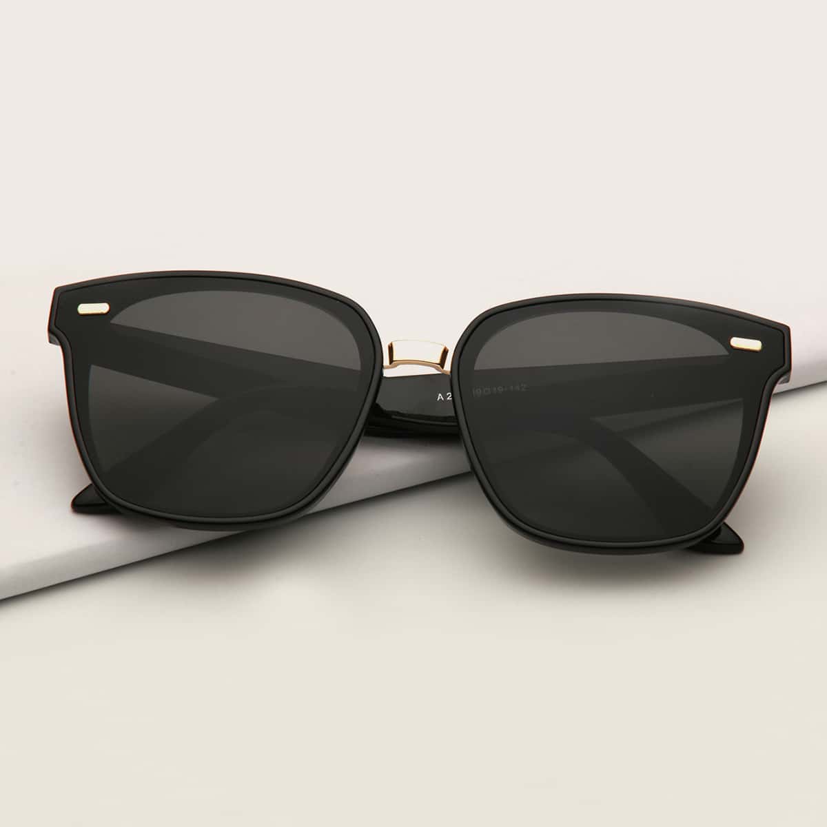 

Square Acrylic Frame Sunglasses, Black