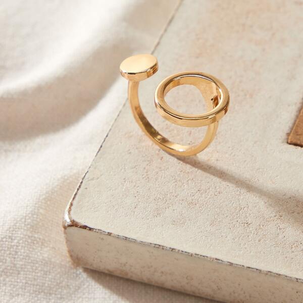 

Structured Metal Ring, Gold