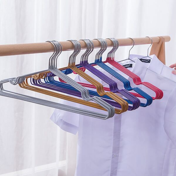 

10pcs Plain Non-slip Hanger, Multicolor