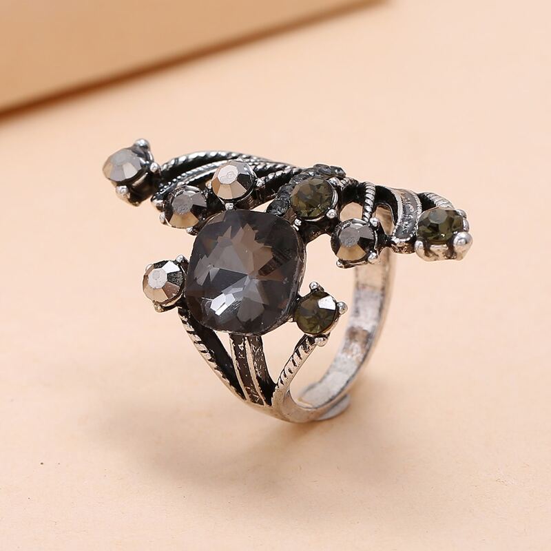 

Gemstone Engraved Ring, Black