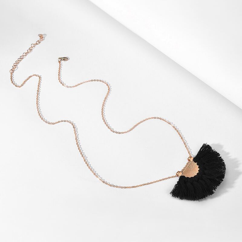 

1pc Tassel Metal Pendant Chain Necklace, Black