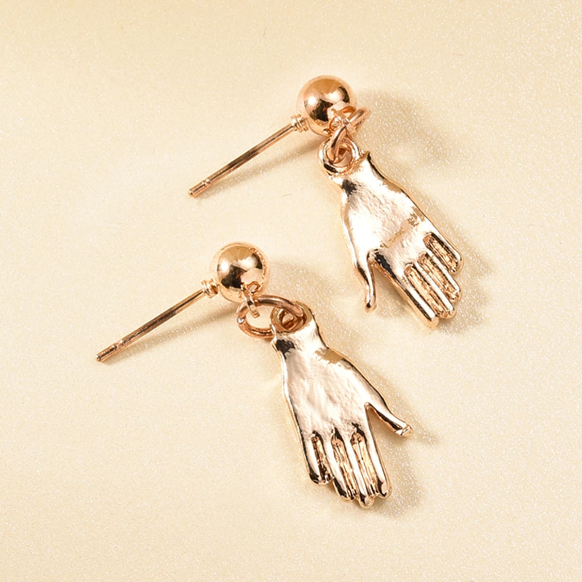 

Hand Shape Drop Earrings 1pair, Gold