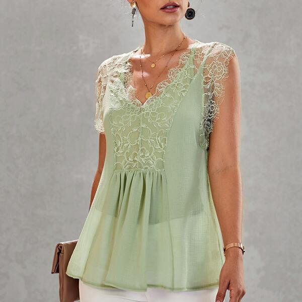 

Contrast Lace Solid Blouse, Green