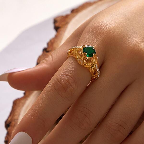 

1pc Rhinestone Engraved Ring, Gold