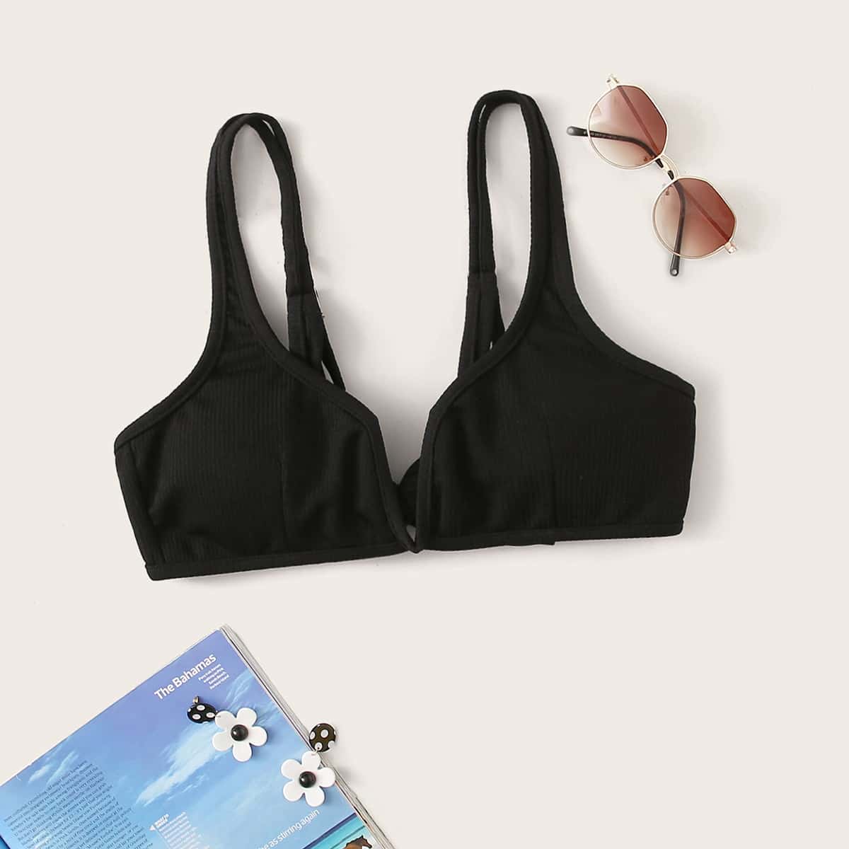 

Rib V Wired Bikini Top, Black
