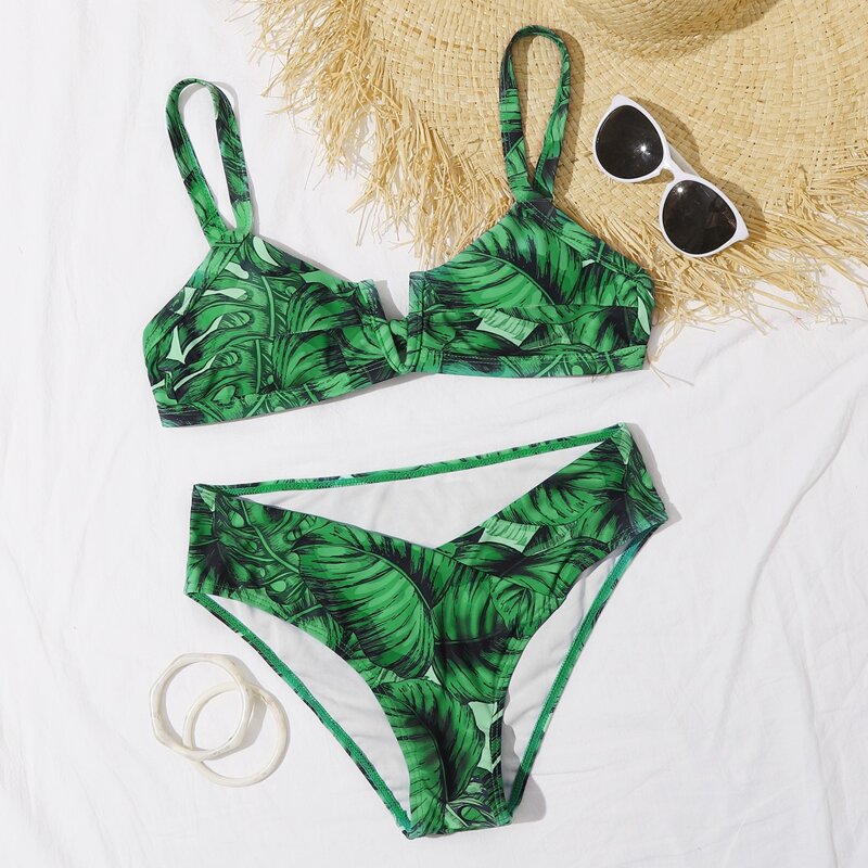

Tropical V Wired Bikini Swimsuit, Green