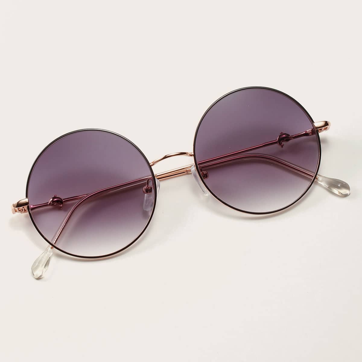

Round Metal Frame Sunglasses
