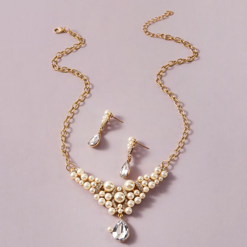 

Faux Pearl Decor Necklace & Drop Earrings