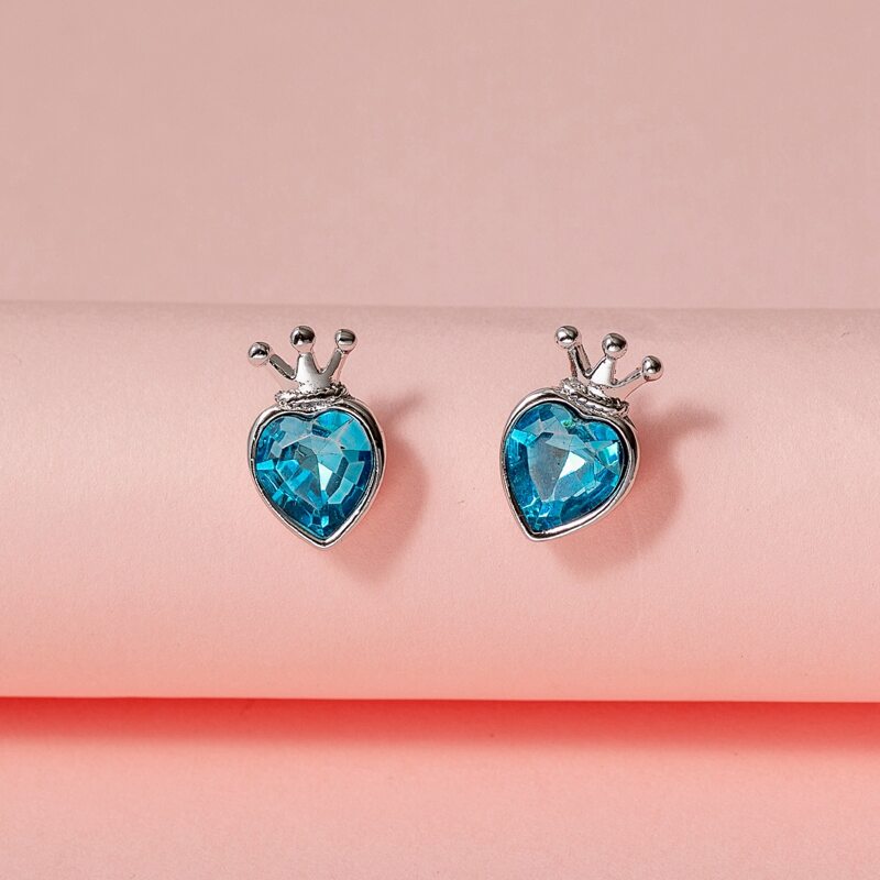 

Gemstone Engraved Stud Earrings