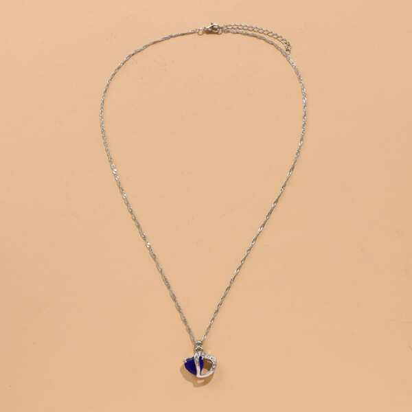 

Rhinestone Engraved Heart Necklace, Silver
