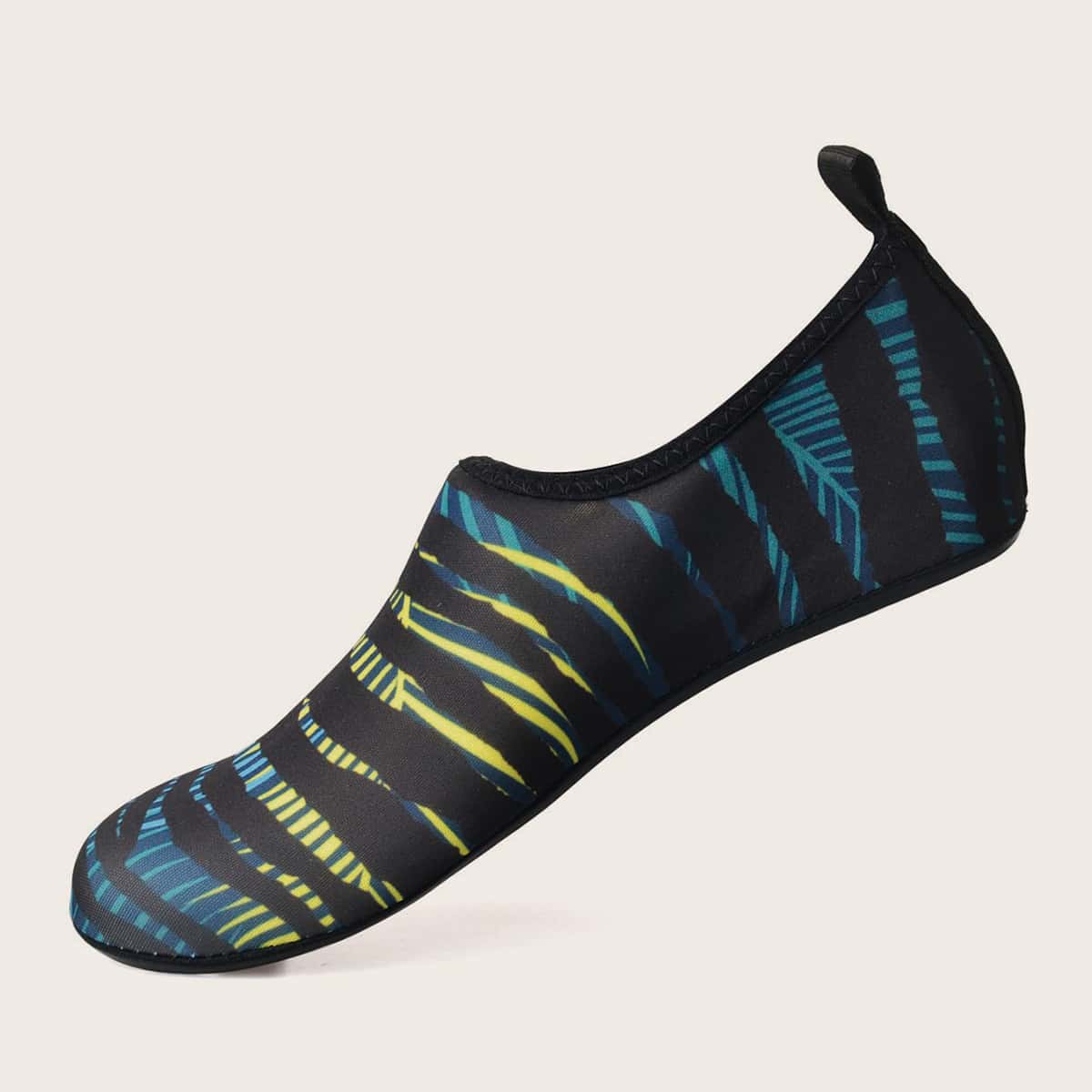 

Guys Striped Graphic Slip On Water Shoes, Black