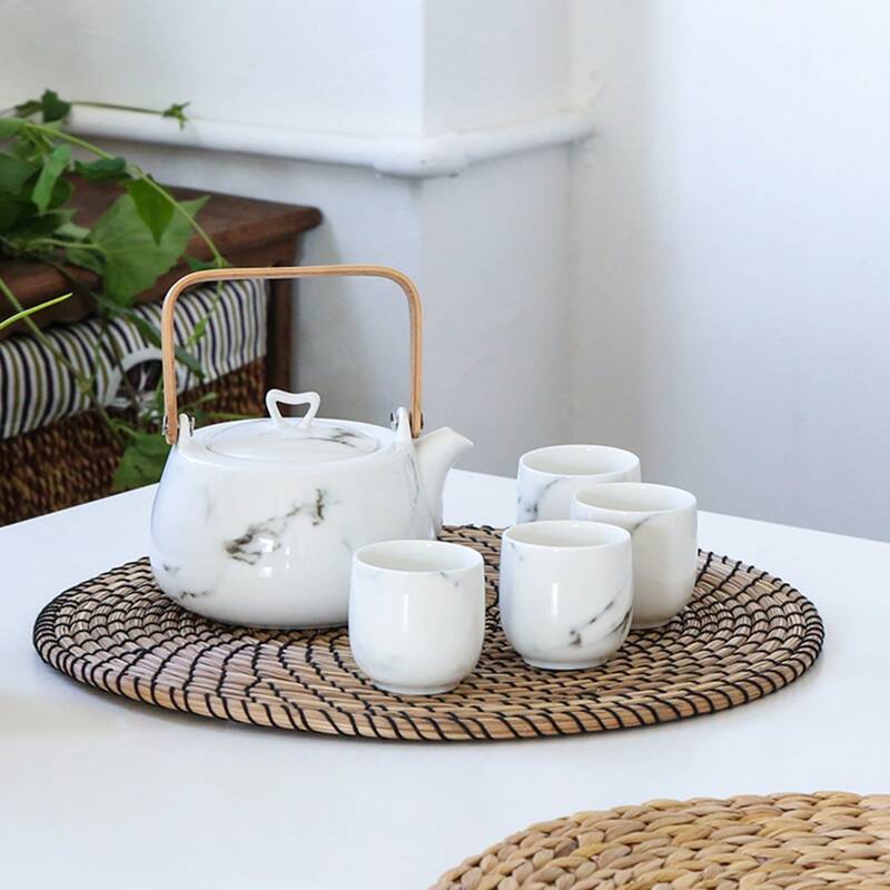 

4pcs Cup With 1pc Pot, White
