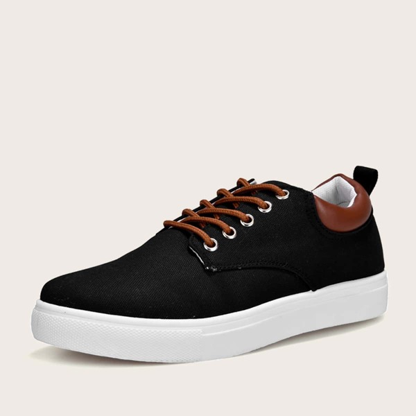 

Men Minimalist Lace-up Front Sneakers, Black