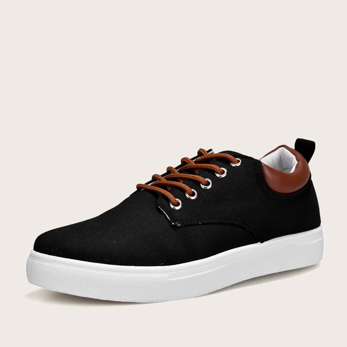 

Guys Minimalist Lace-up Front Sneakers, Black