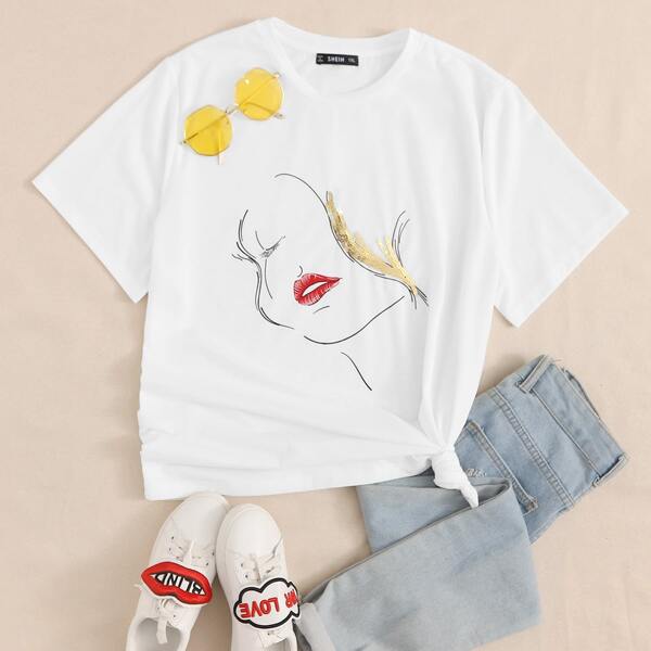 

Plus Sequin Detail Figure Graphic Top, White
