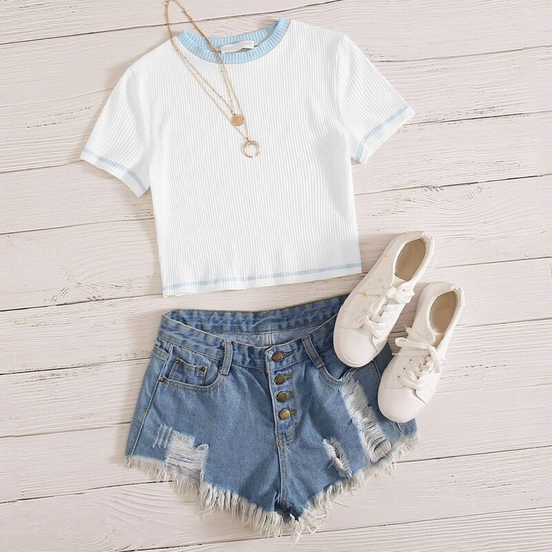 

Ribbed White Crop Tee