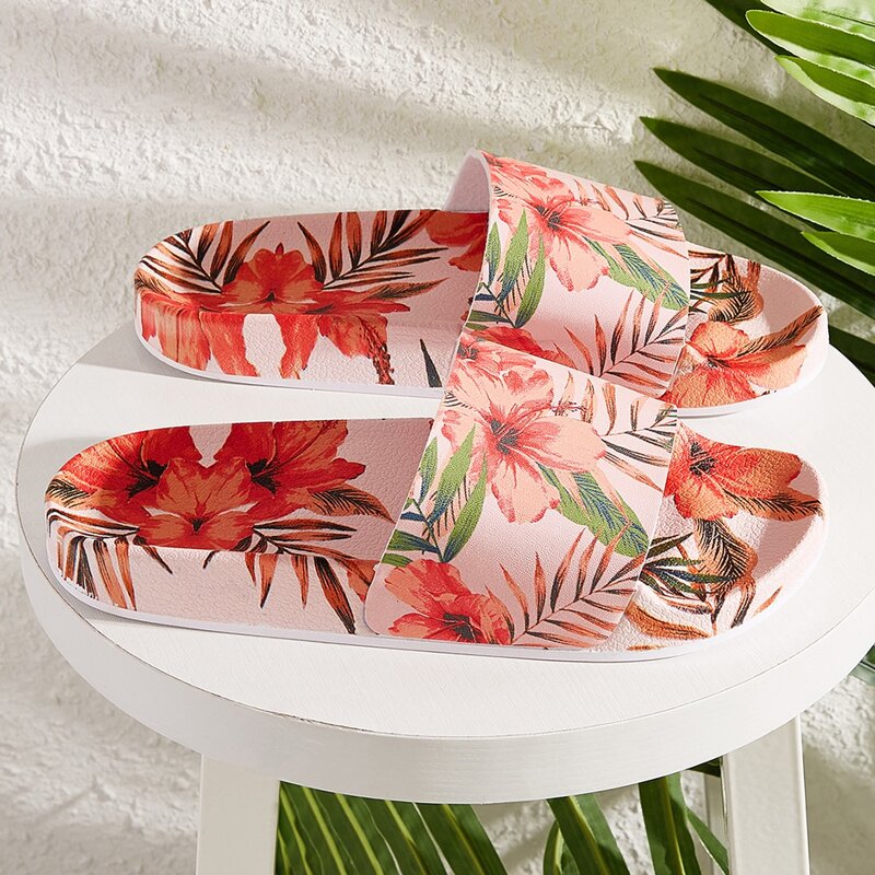 

Floral Graphic Sliders, Multicolor