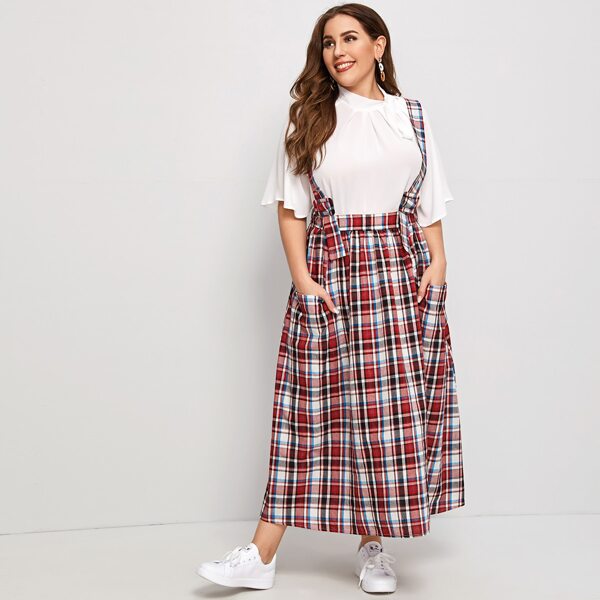 

Plus Pocket Patched Tartan Suspender Skirt, Multicolor