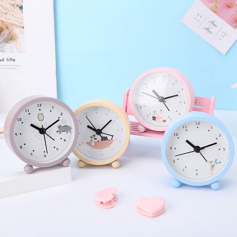 

1pc Cartoon Round Alarm Clock, Multicolor