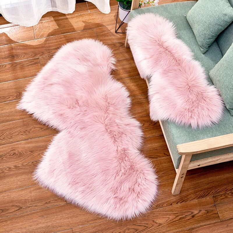 

Heart Shaped Plush Floor Mat, Pink