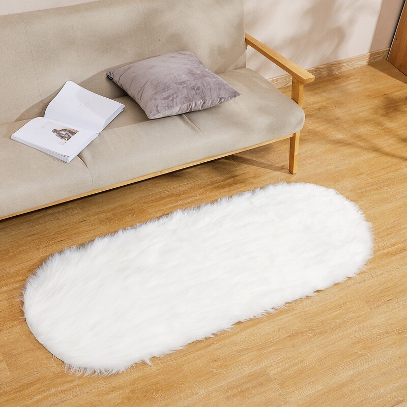 

Oval Plush Floor Mat, White