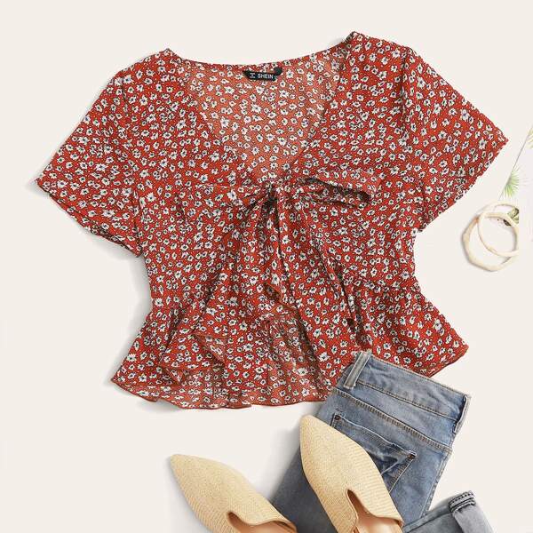

Plus Ditsy Floral Print Tie Front Ruffle Hem Top, Red
