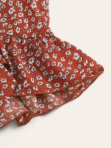 SHEIN Plus Ditsy Floral Print Tie Front Ruffle Hem Top - Red - View 5