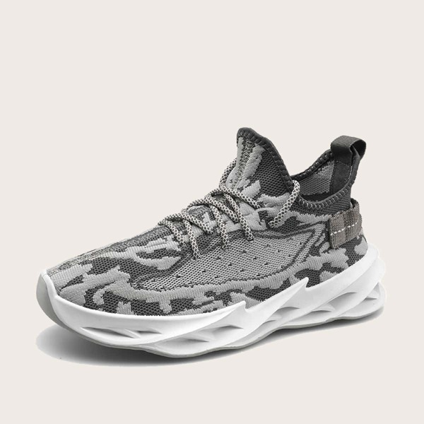 

Men Lace-up Front Wide Fit Sneakers, Grey