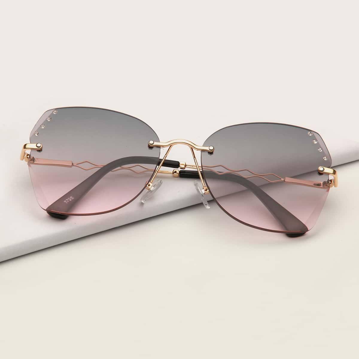 

Rhinestone Engraved Rimless Sunglasses, Multicolor