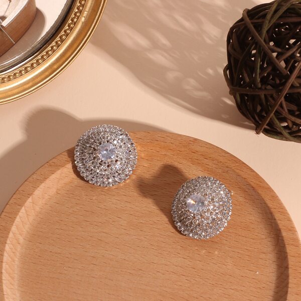 

Rhinestone Round Stud Earrings, Silver