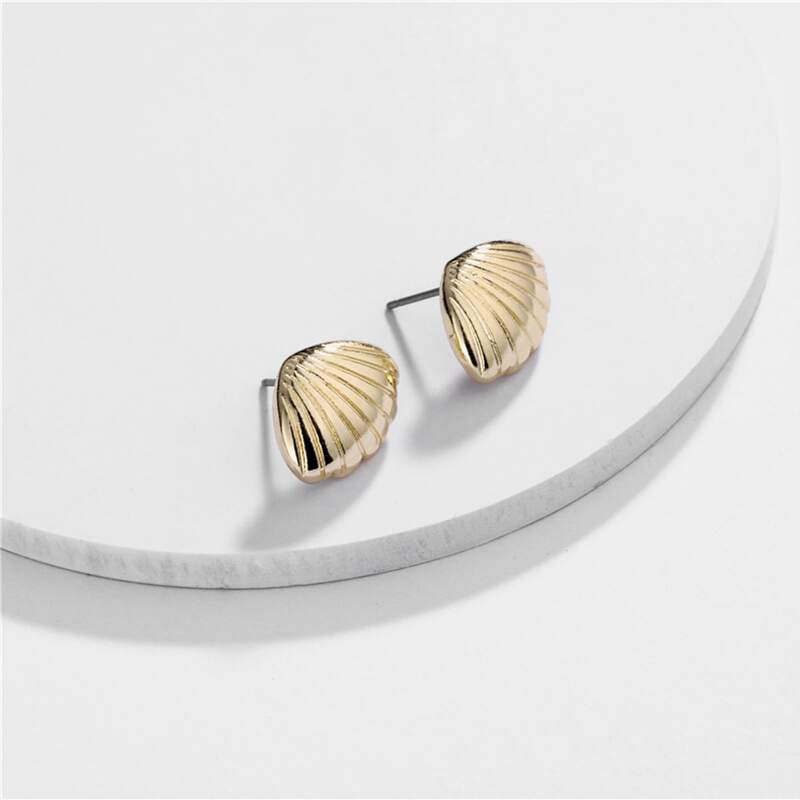 

Metal Shell Stud Earrings, Gold