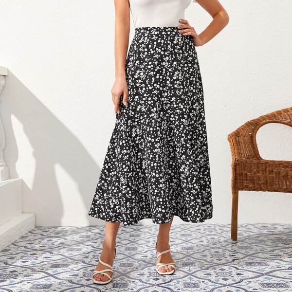 

Ditsy Floral Skirt, Black