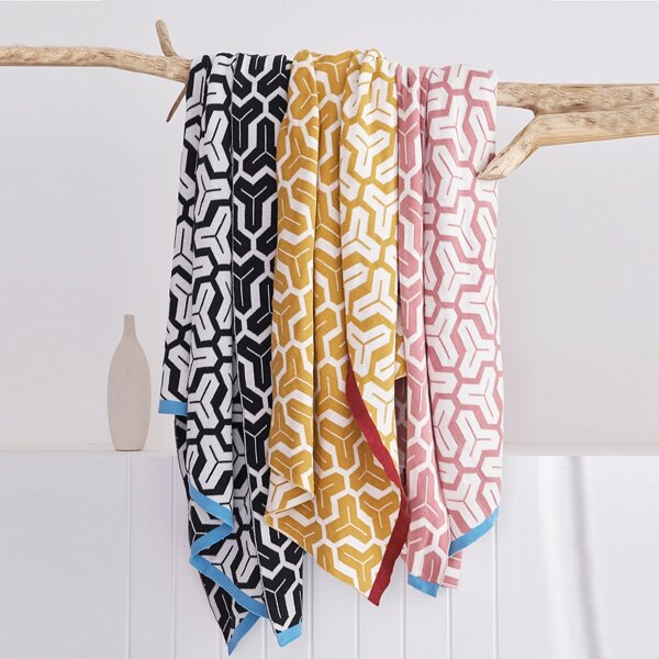 

1pc Geometric Pattern Blanket, Multicolor