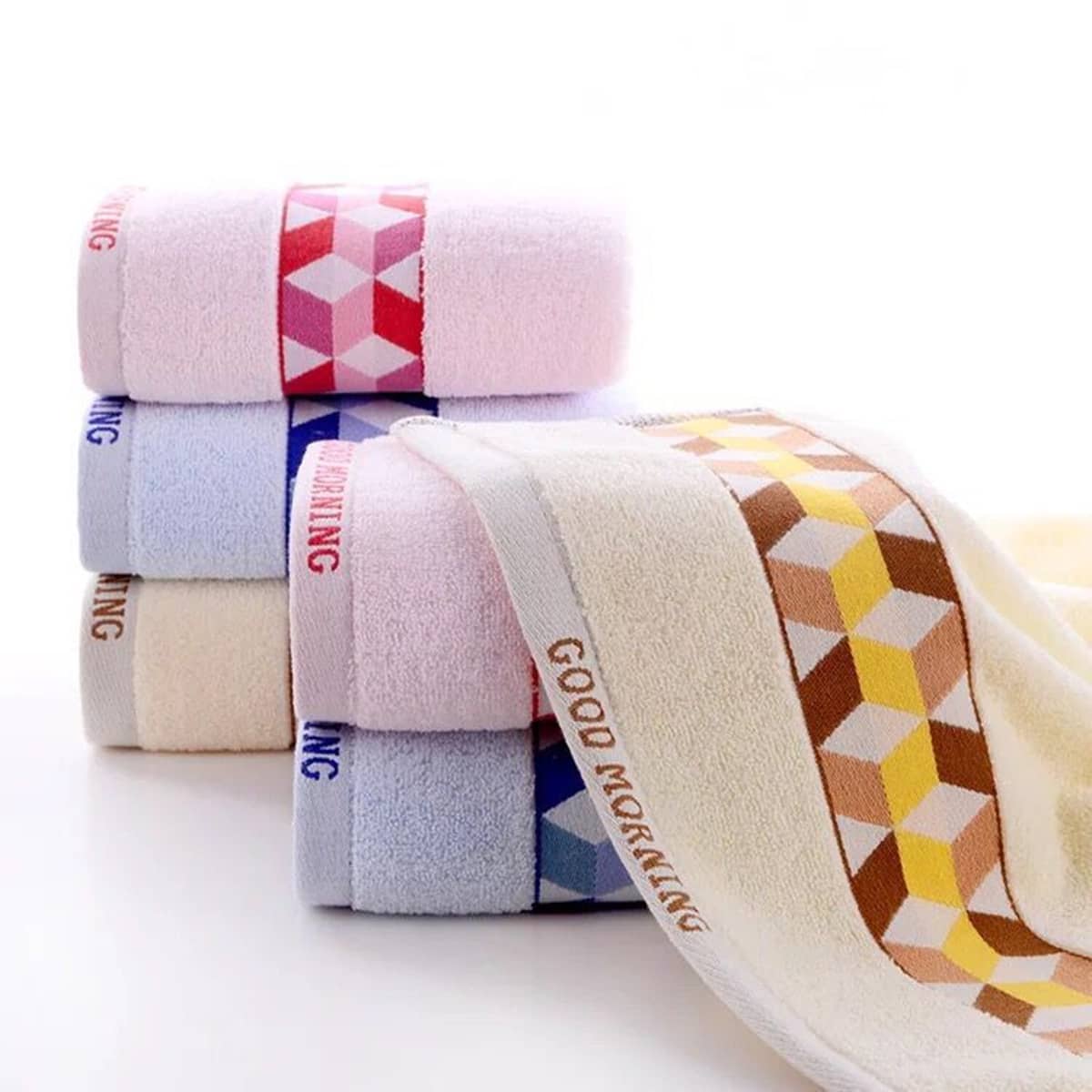 

1pc Geometric Pattern Towel, Multicolor