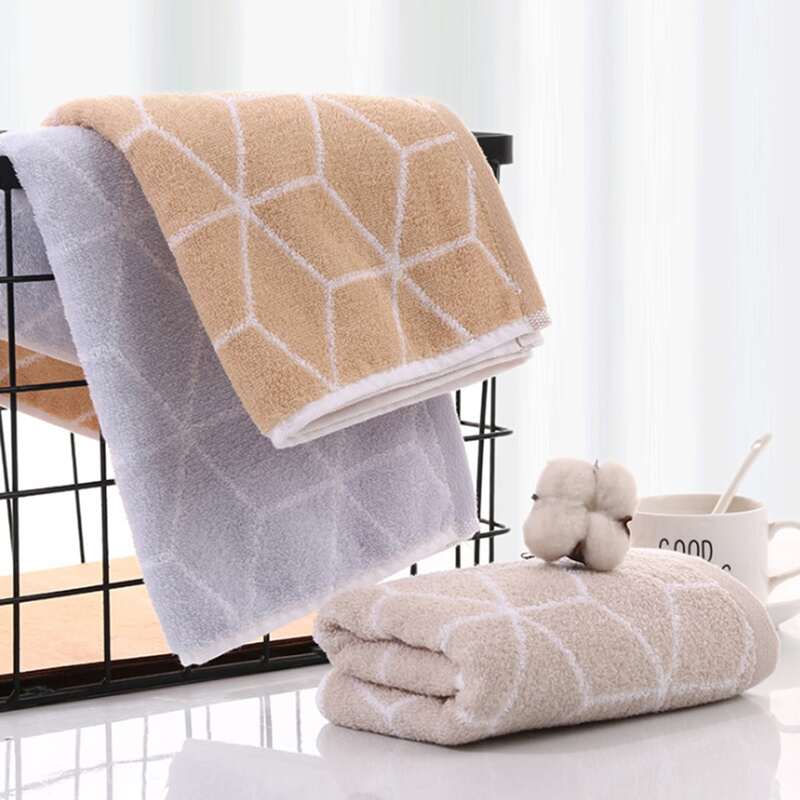 

1pc Geometric Pattern Face Towel, Multicolor