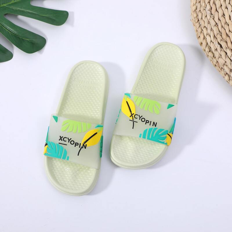 

Clear Leaf Pattern Sliders, Green