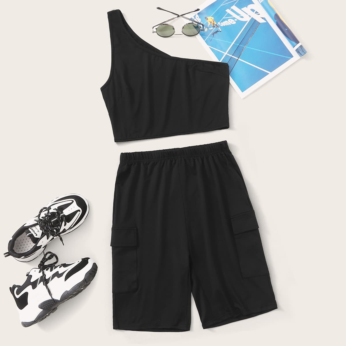 

One Shoulder Crop Top & Black Pocket Shorts