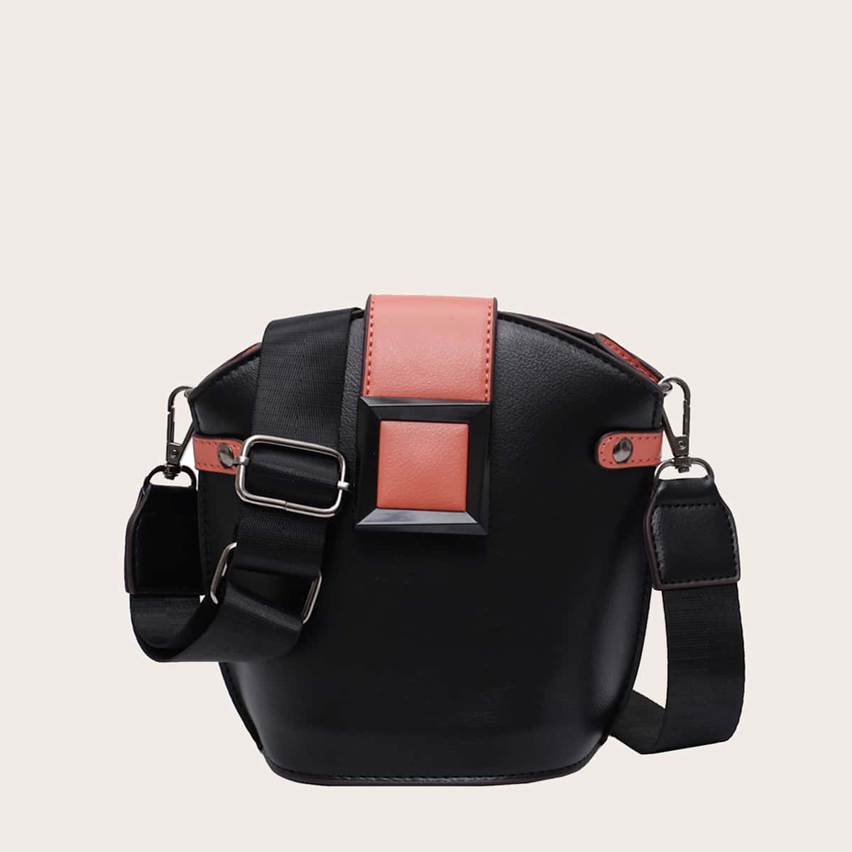 

Buckle Strap Decor Bucket Crossbody Bag, Black