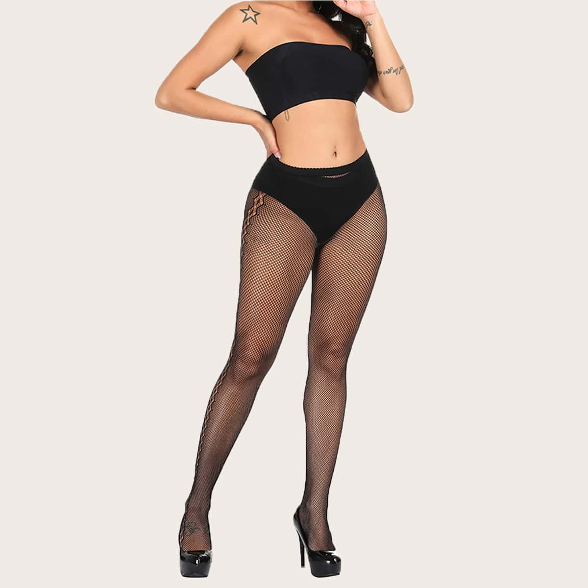 

Geometric Pattern Fishnet Socks, Black