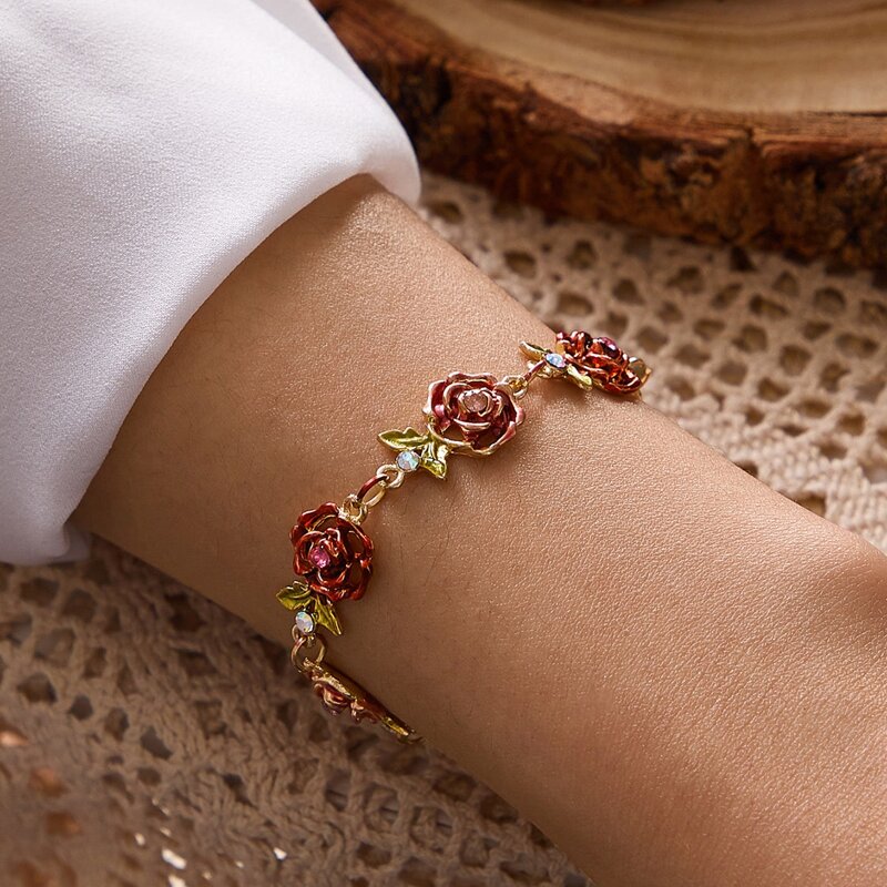 

1pc Hollow Out Rose Decor Bracelet, Gold