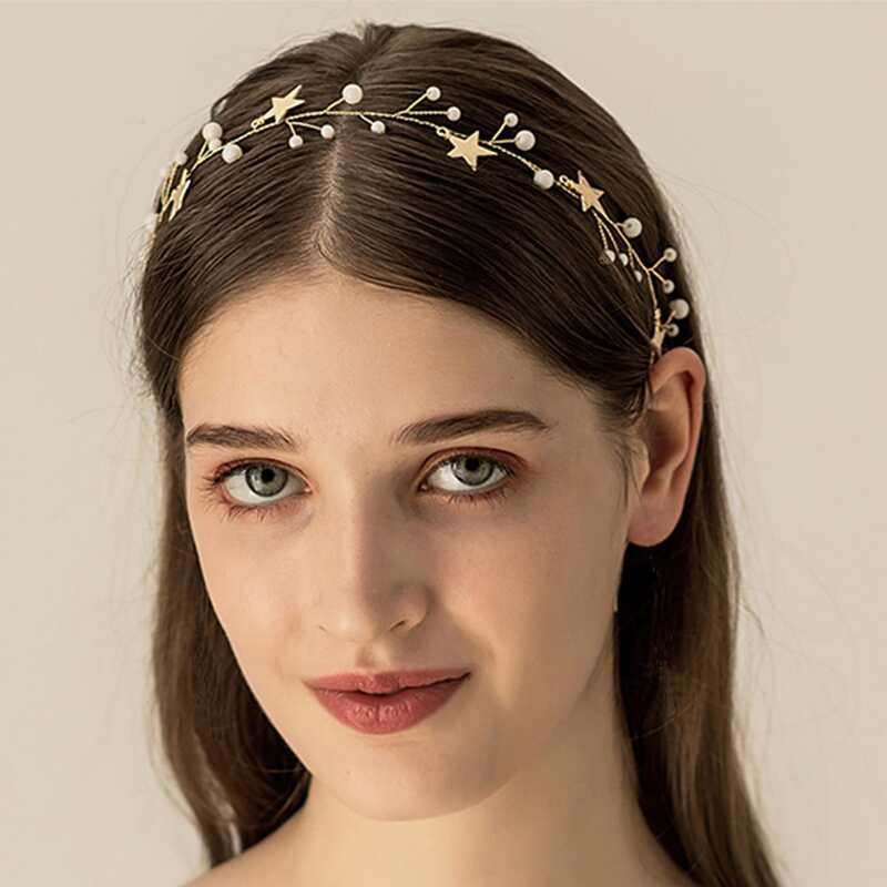 

Star Charm Hair Accessory, Gold