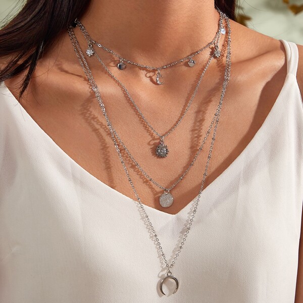 

1pc Disc & Moon Charm Layered Necklace, Silver
