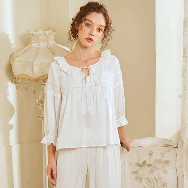 

Tie Front Guipure Lace Panel Pajama Set, White
