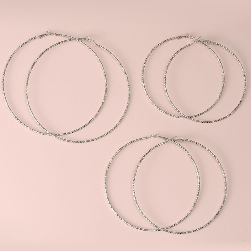 

Hollow Out Hoop Earrings, Silver