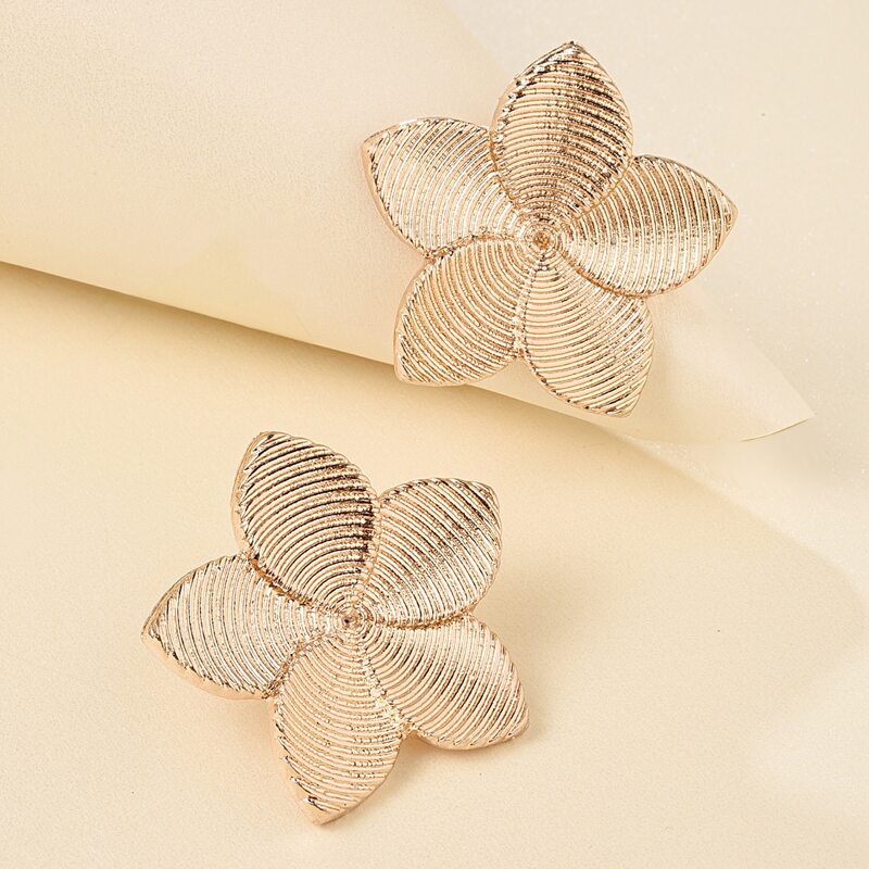 

Textured Flower Earrings, Gold