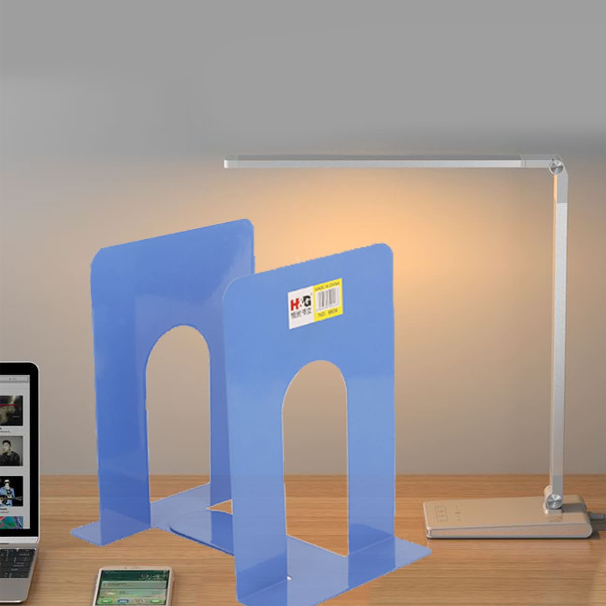 

1pc Solid Metal Random Bookend, Multicolor