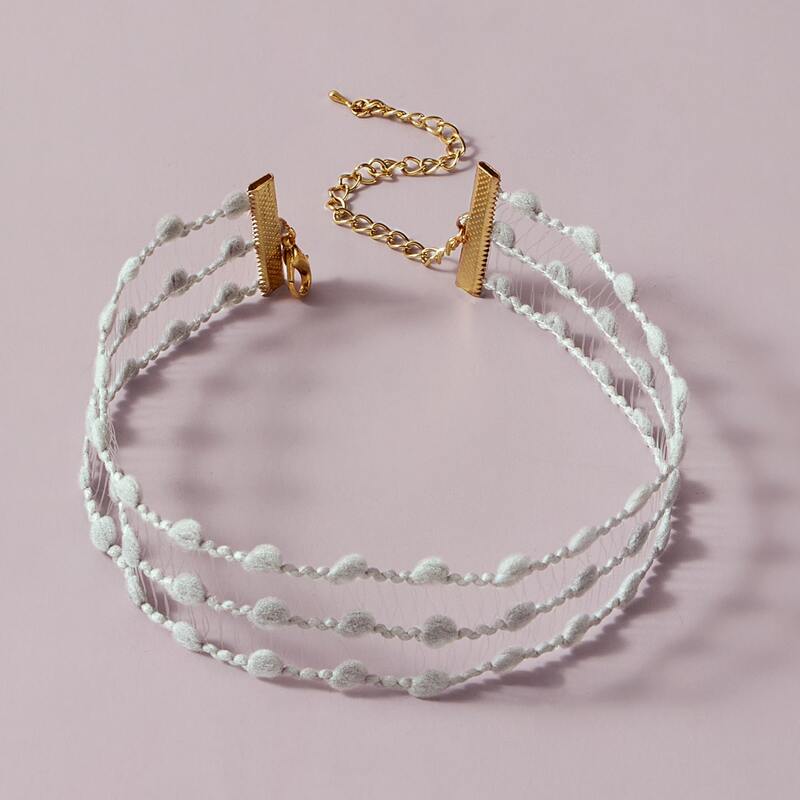 

1pc Pom Pom Layered Choker, White